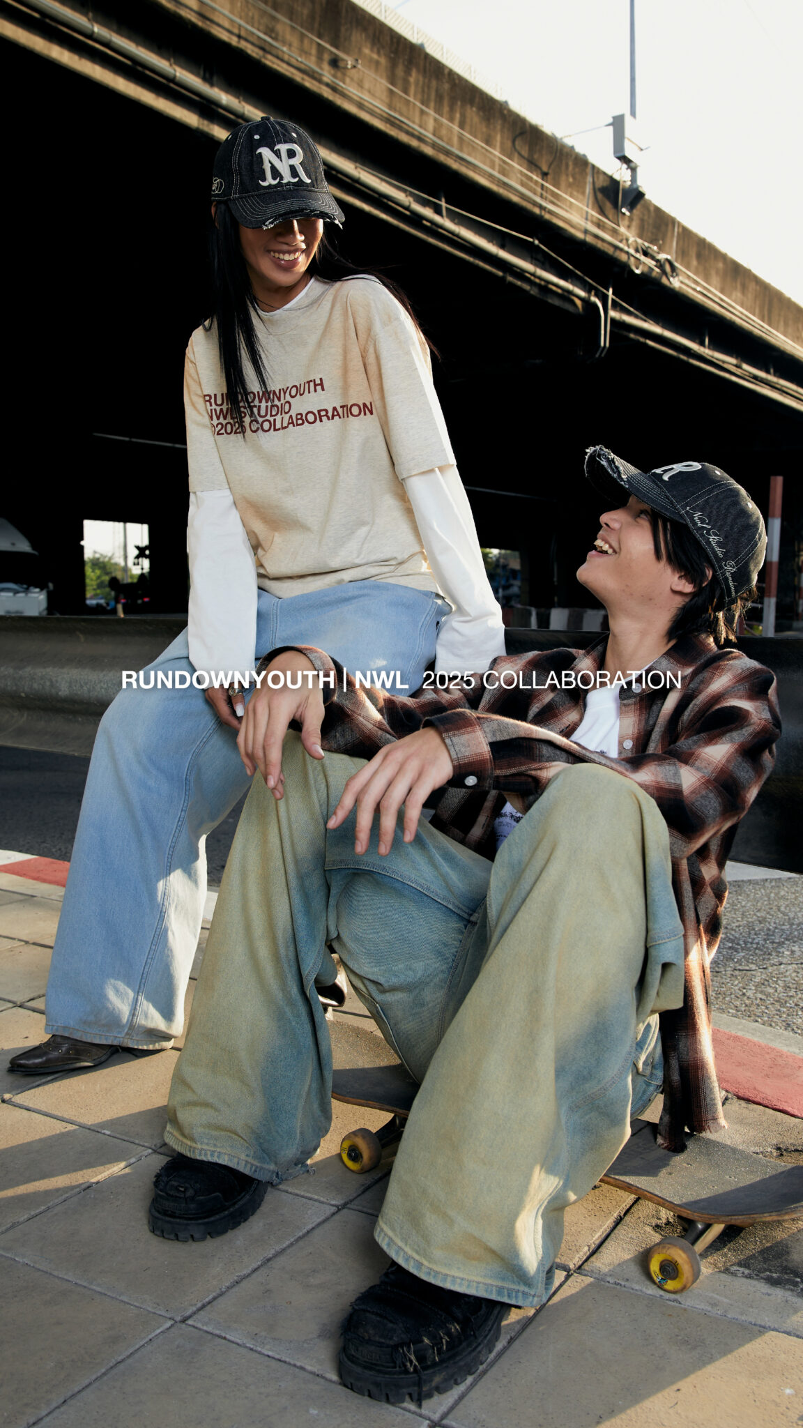 เว็บ โทรศัพท์